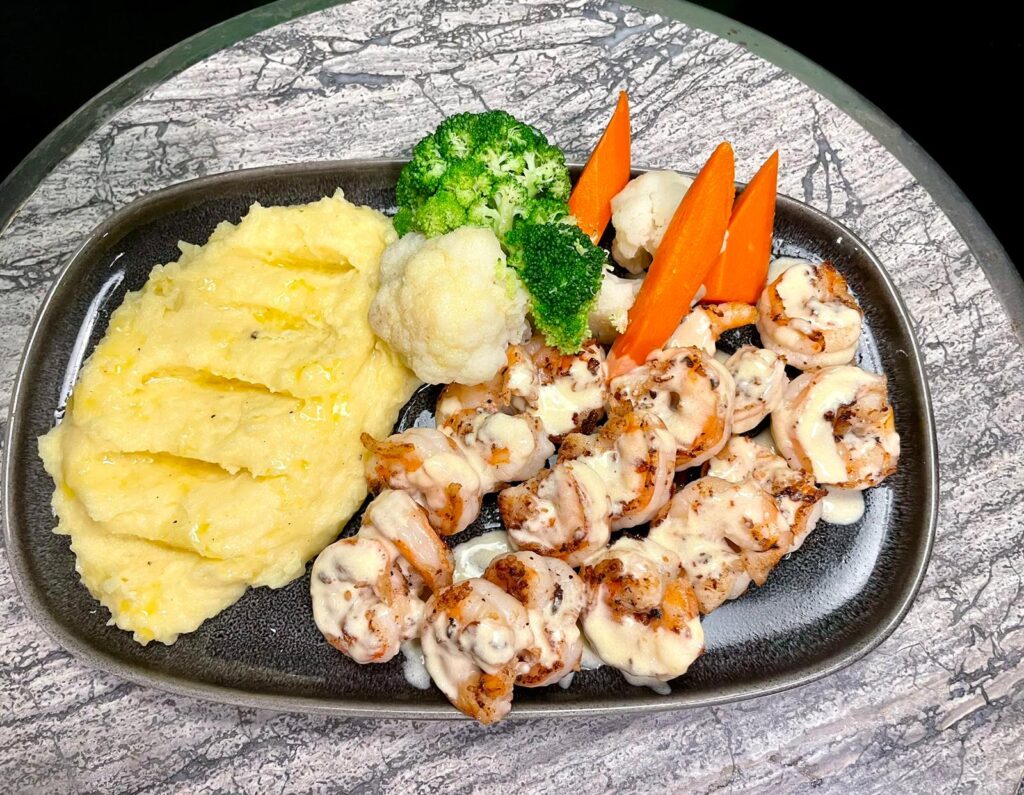 WhatsApp Image 2025-10-07 at 14.30.12 (1)